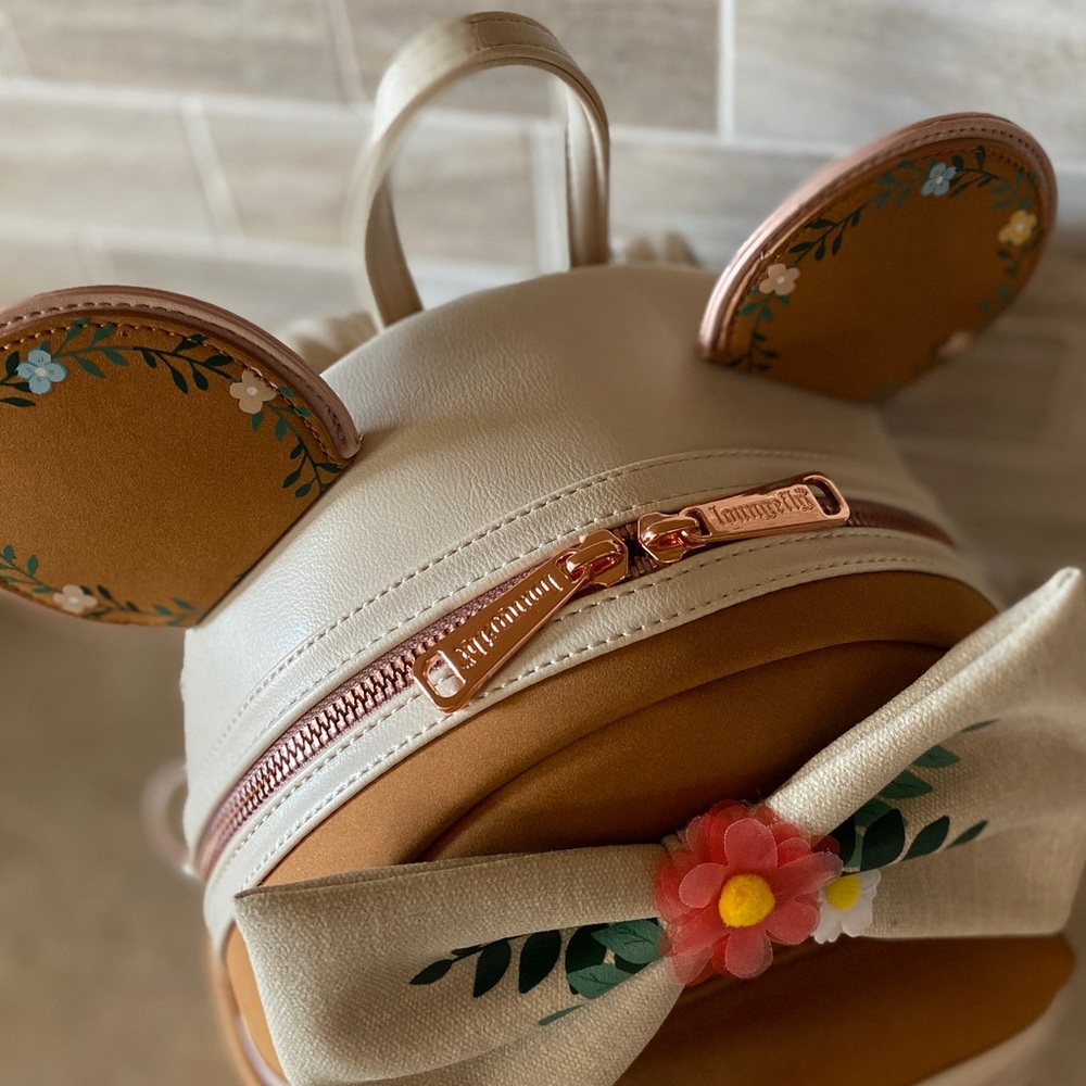 Disney Loungefly Minnie Mouse Fall Floral Backpack - Picture 5 of 7